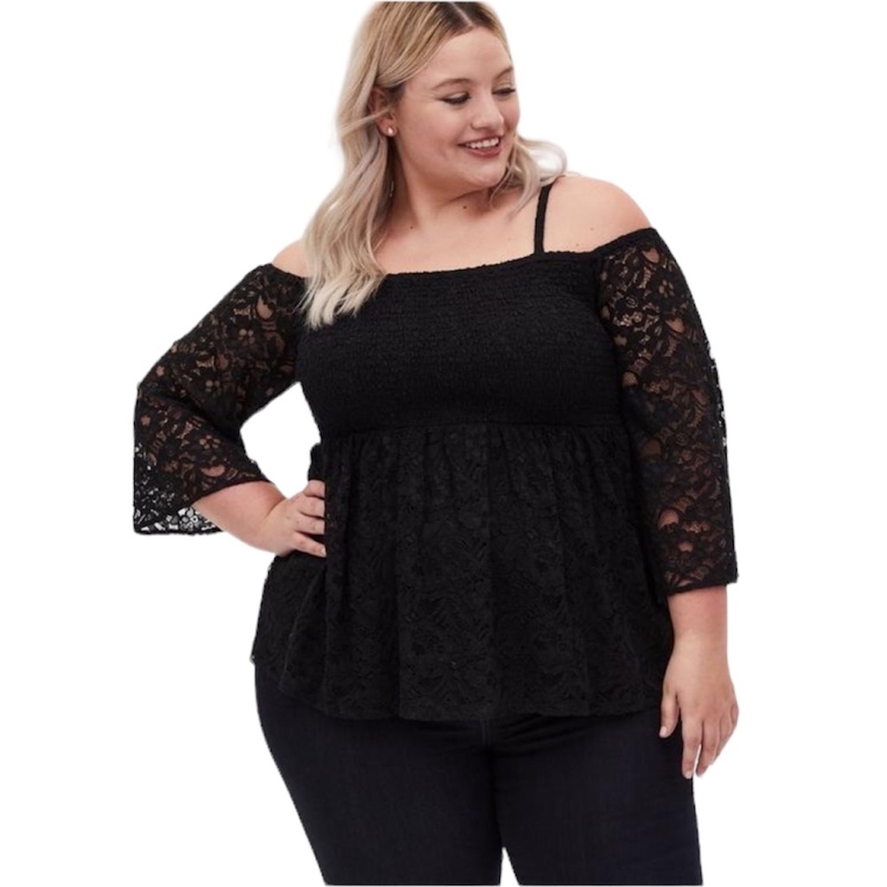 Torrid Babydoll Lace Smocked Cold Shoulder Top black size 4 XL